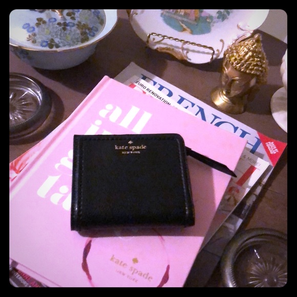 kate spade Handbags - NWT Kate Spade sm Zip bifold Patterson Drive black